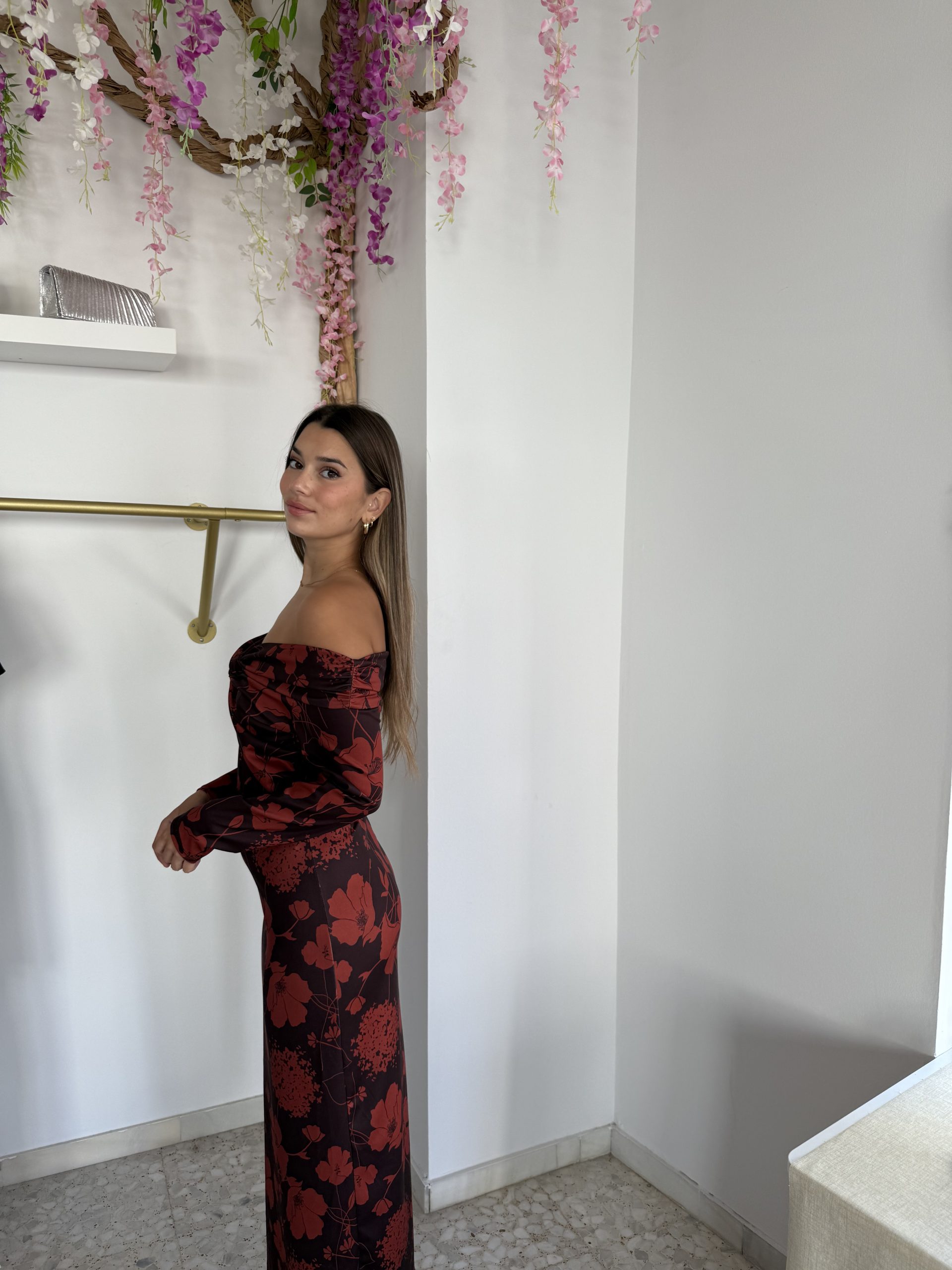 VESTIDO LARGO FLORAL CON ESCOTE BARDOT - Imagen 5